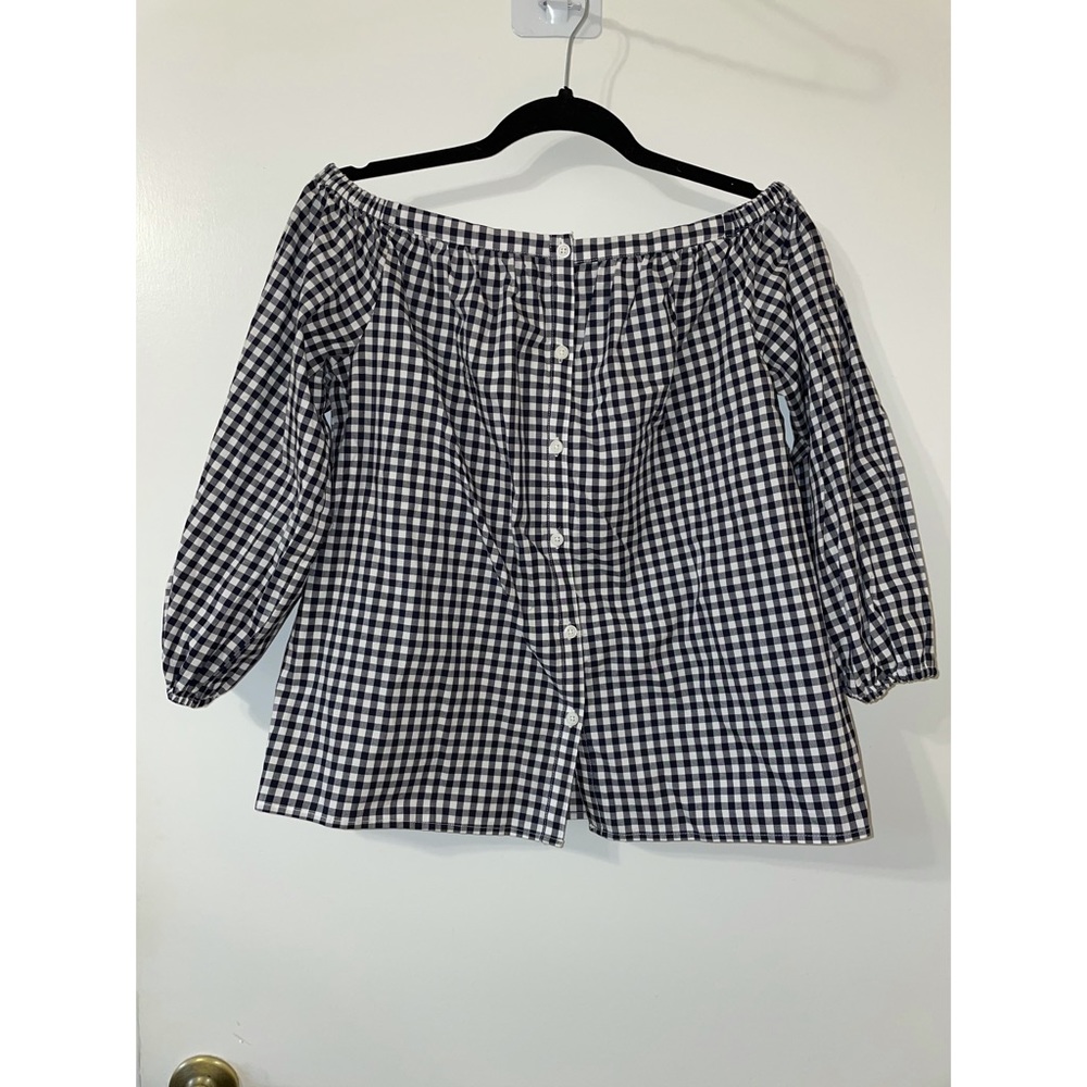 Navy paid off-the-shoulder top